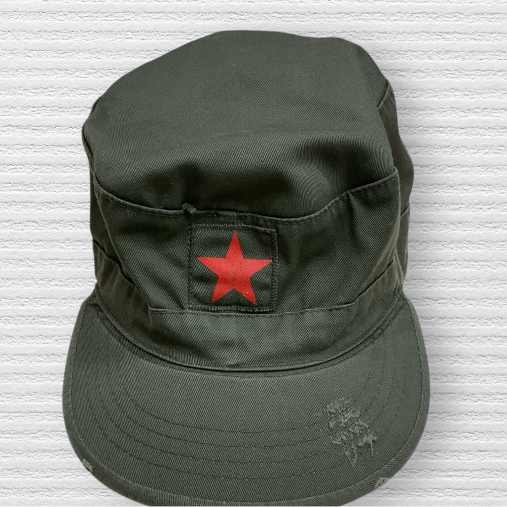 Vintage BDU Fatigue Combat Hat, Olive Drab w/ Red Star, Distressed, Size Large